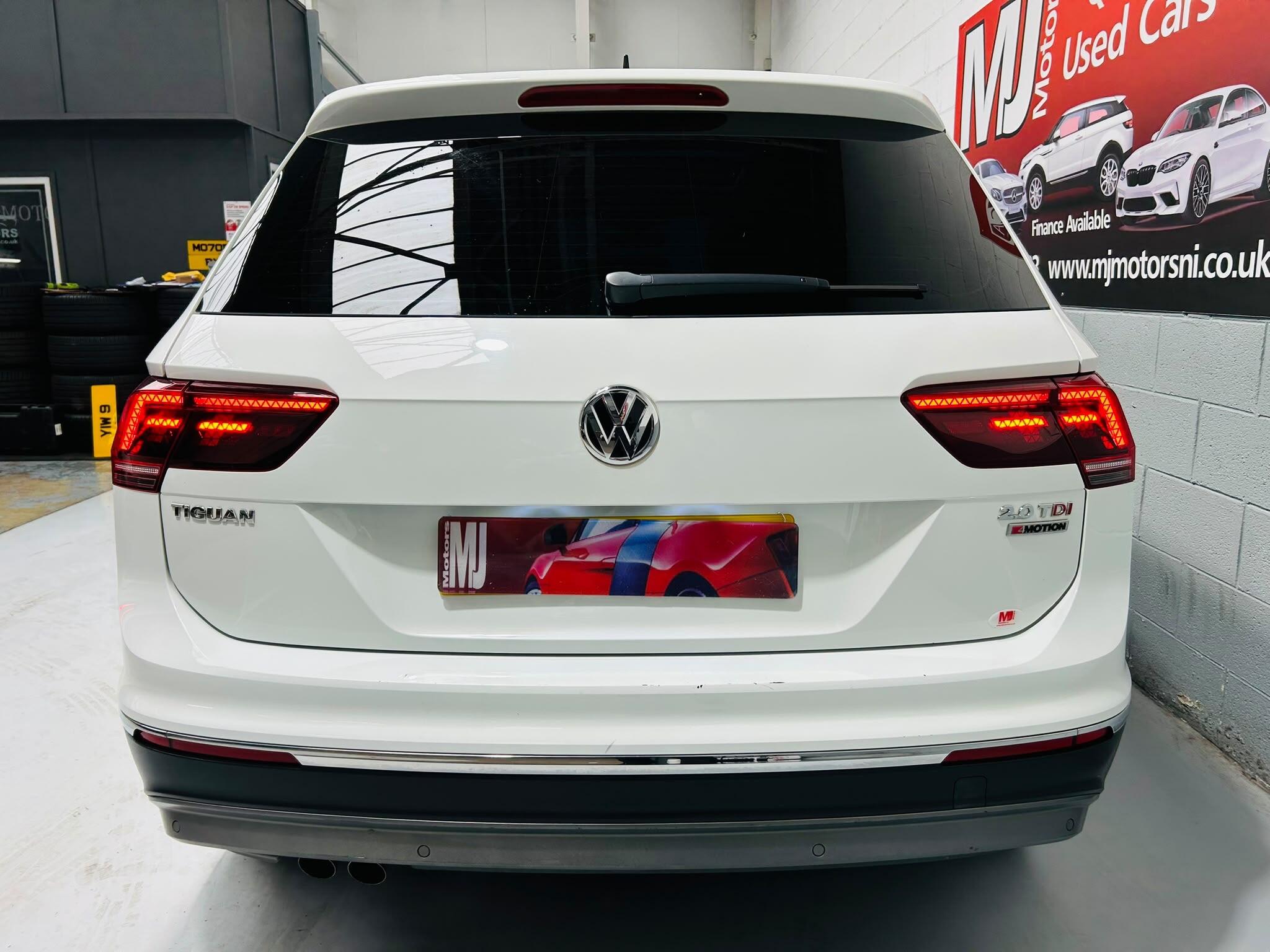 2017 VOLKSWAGEN TIGUAN 2.0 TDI BlueMotion Tech SEL DSG 4Motion Euro 6 (s/s) 5dr - vehicle photo 14 for sale on PureCar