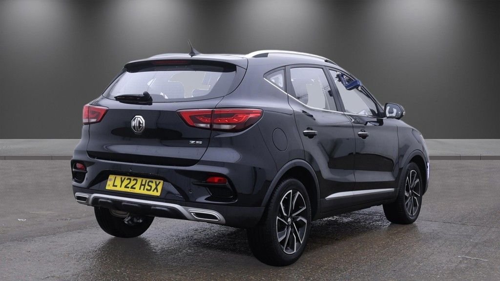 2022 MG MG ZS — image 4
