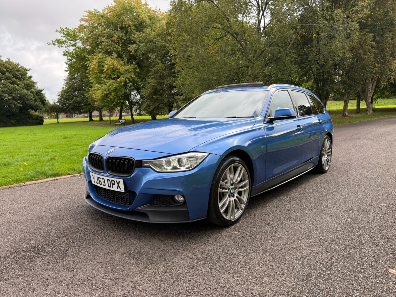 2013 BMW 3 SERIES 3.0 330d M Sport Touring 5dr Diesel Auto xDrive Euro 5 (s/s) (258 ps) - vehicle photo 9 for sale on PureCar