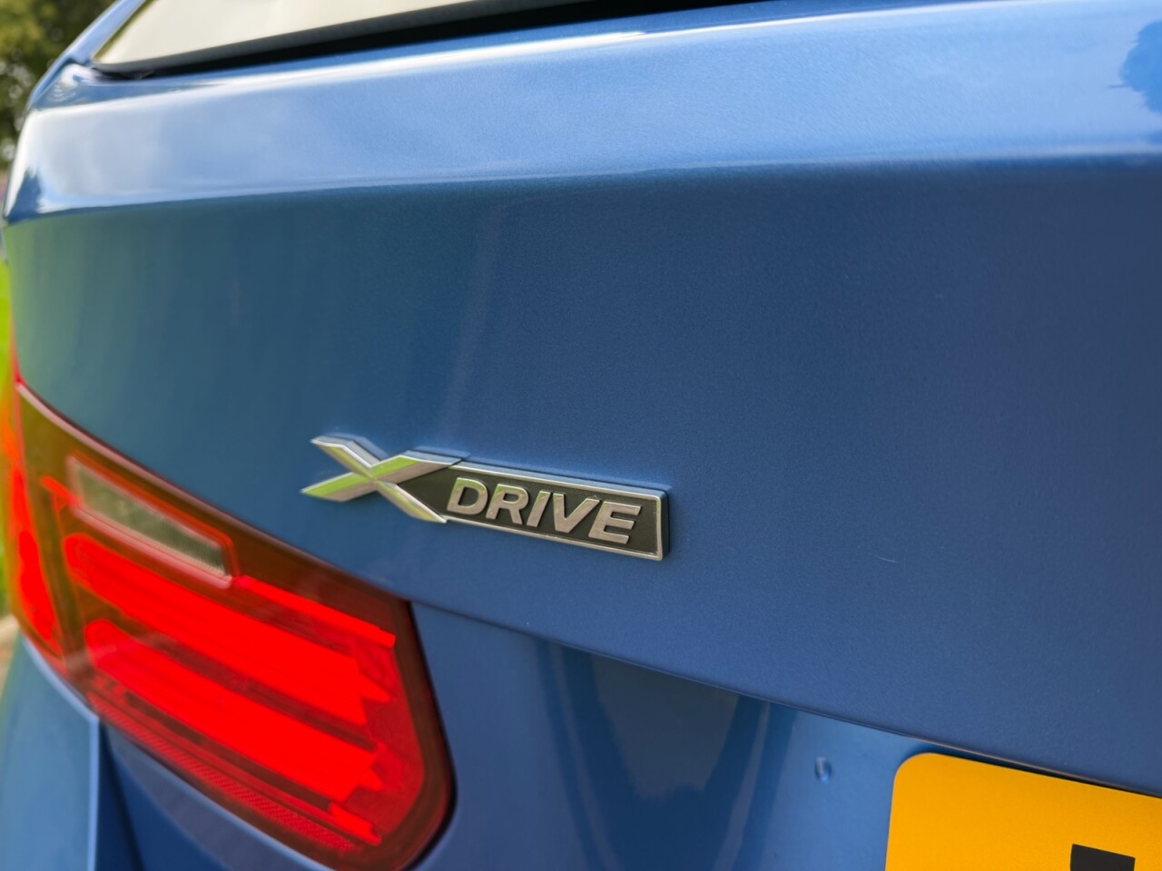 2013 BMW 3 SERIES 3.0 330d M Sport Touring 5dr Diesel Auto xDrive Euro 5 (s/s) (258 ps) - vehicle photo 18 for sale on PureCar