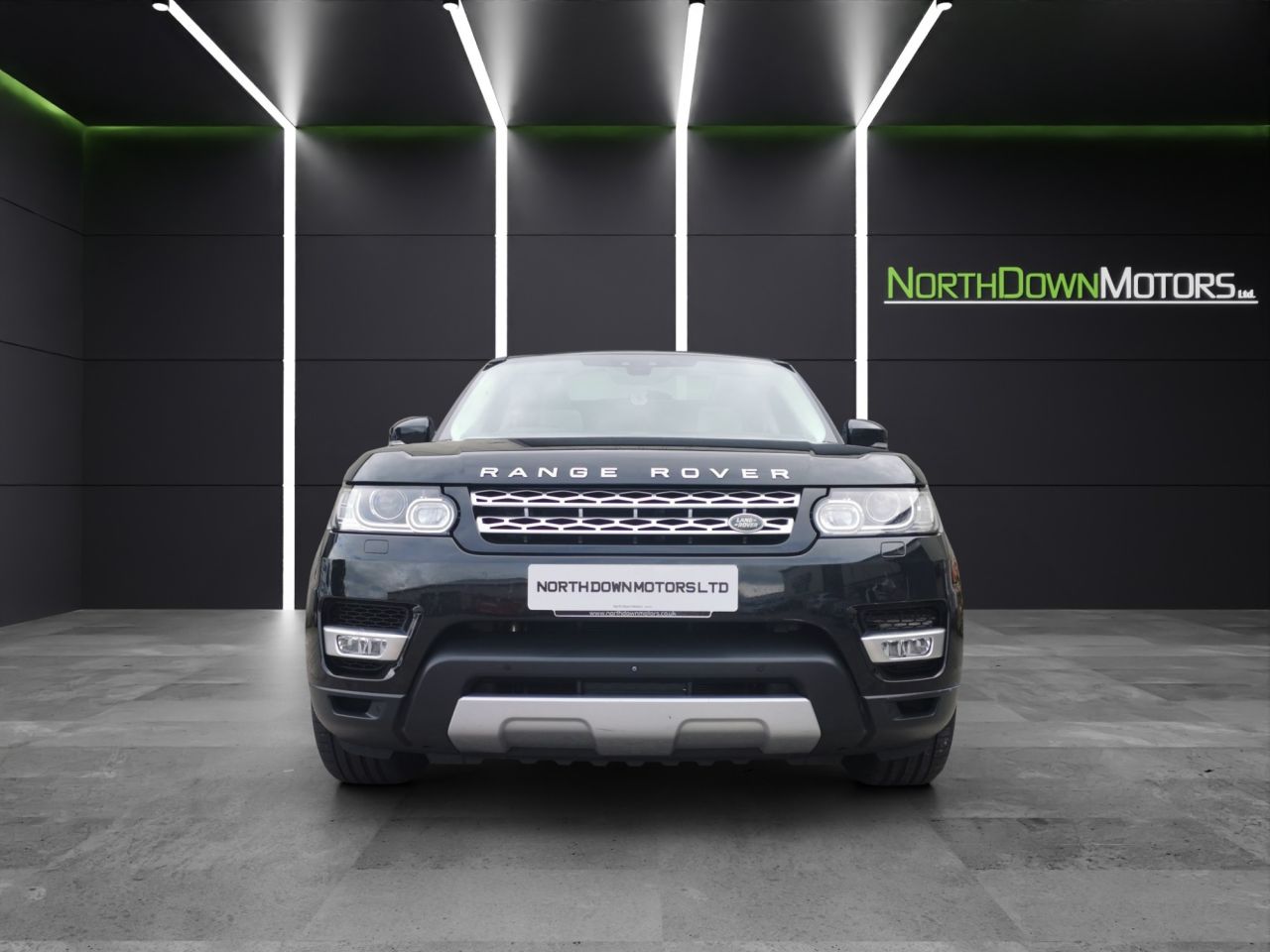 2017 LAND ROVER RANGE ROVER SPORT 3.0 SD V6 HSE SUV 5dr Diesel Auto 4WD Euro 6 (s/s) (306 ps) - vehicle photo 2 for sale on PureCar