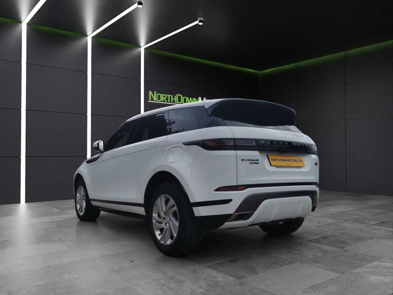 2020 LAND ROVER RANGE ROVER EVOQUE 1.5 P300e 12.2kWh R-Dynamic S SUV 5dr Petrol Plug-in Hybrid Auto 4WD Euro 6 - vehicle photo 4 for sale on PureCar