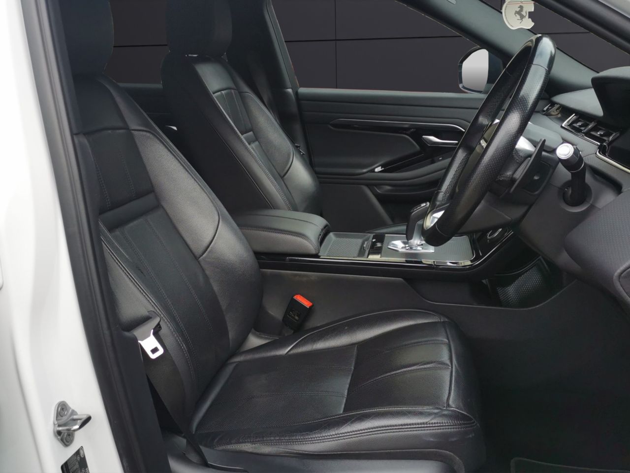 2020 LAND ROVER RANGE ROVER EVOQUE 1.5 P300e 12.2kWh R-Dynamic S SUV 5dr Petrol Plug-in Hybrid Auto 4WD Euro 6 - vehicle photo 9 for sale on PureCar