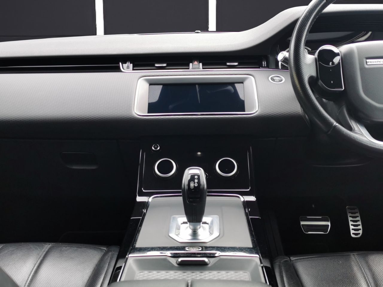 2020 LAND ROVER RANGE ROVER EVOQUE 1.5 P300e 12.2kWh R-Dynamic S SUV 5dr Petrol Plug-in Hybrid Auto 4WD Euro 6 - vehicle photo 15 for sale on PureCar