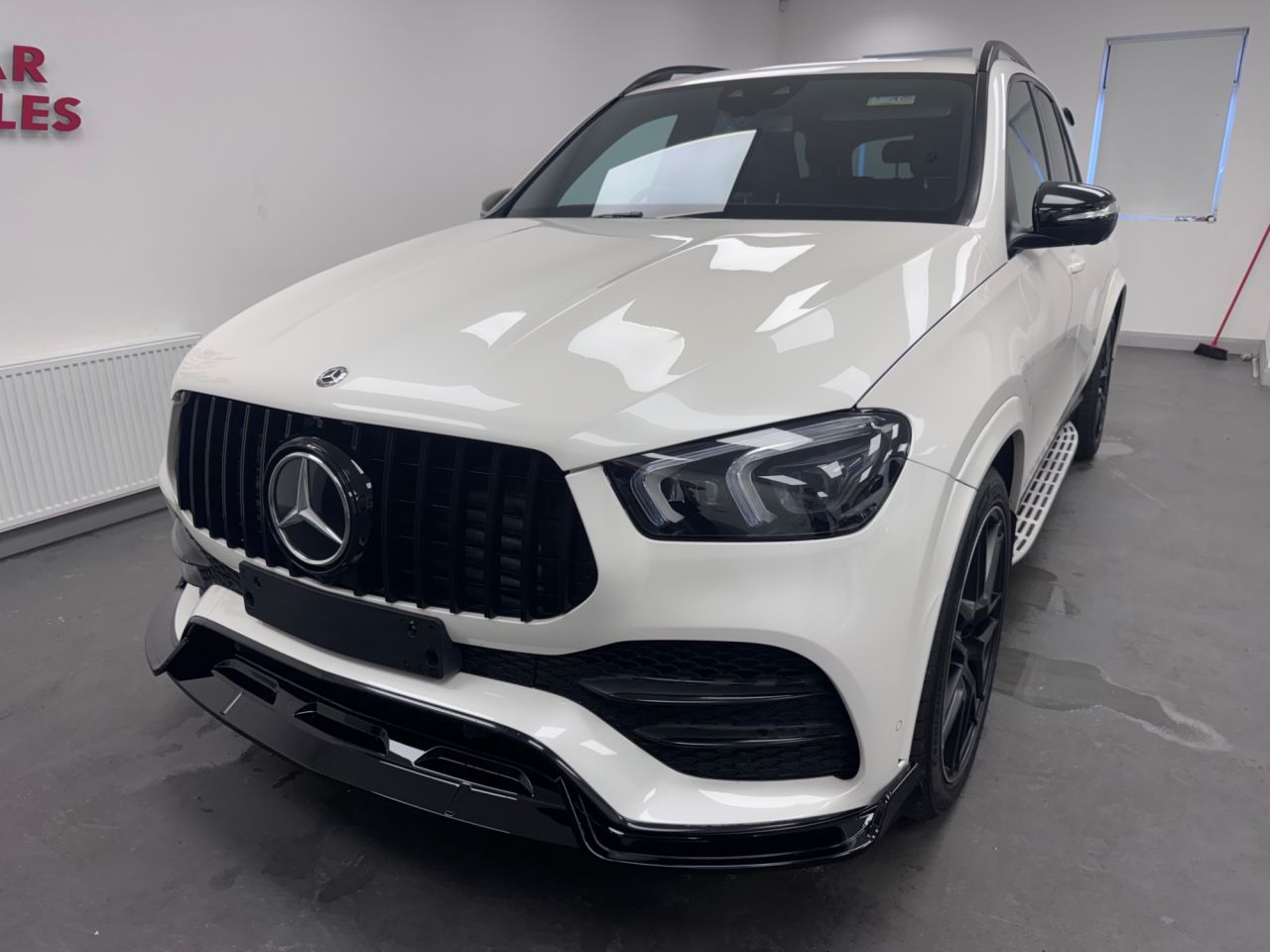 2019 MERCEDES GLE 2.0 GLE300d AMG Line (Premium) SUV 5dr Diesel G-Tronic 4MATIC Euro 6 (s/s) - vehicle photo 13 for sale on PureCar