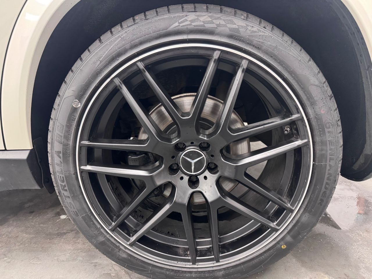 2019 MERCEDES GLE 2.0 GLE300d AMG Line (Premium) SUV 5dr Diesel G-Tronic 4MATIC Euro 6 (s/s) - vehicle photo 21 for sale on PureCar