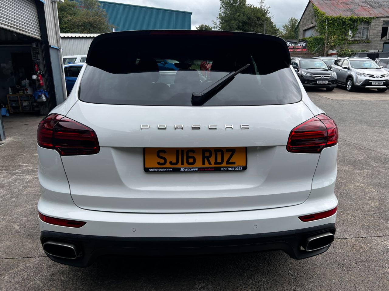 2016 PORSCHE CAYENNE 3.0 TD V6 SUV 5dr Diesel TiptronicS 4WD Euro 6 (s/s) (262 ps) - vehicle photo 6 for sale on PureCar