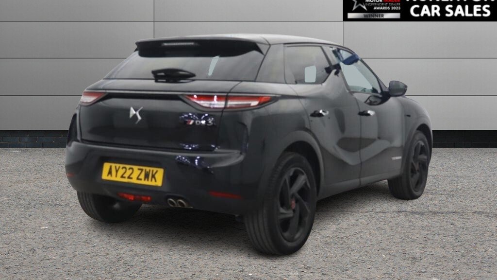 2022 DS DS 3 Crossback — image 2