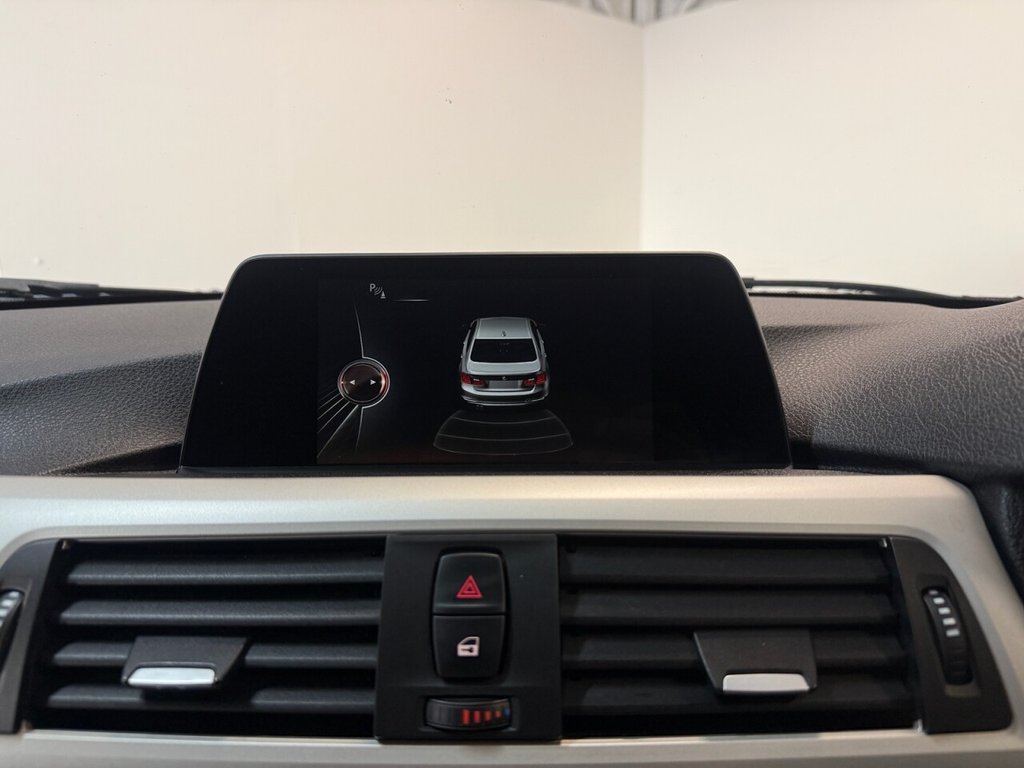 2015 BMW 3 Series — image 7