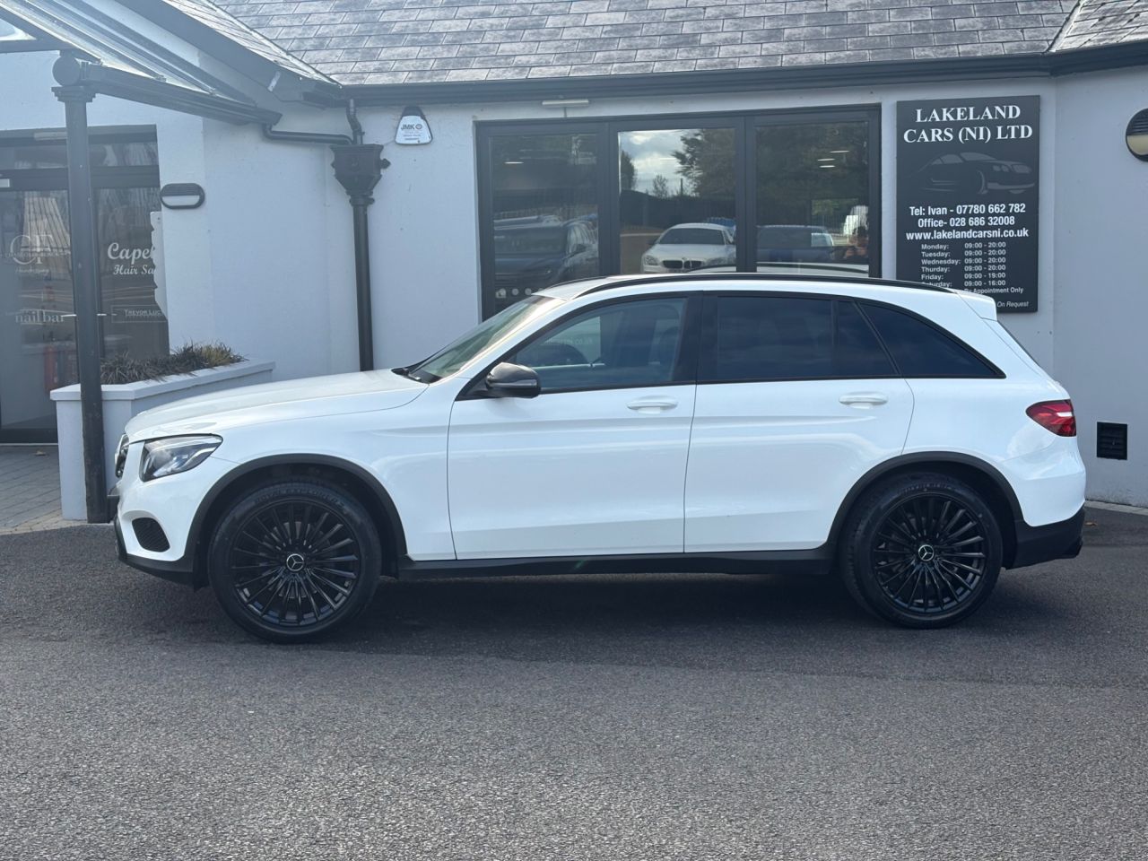 2019 MERCEDES GLC 2.1 GLC220d Urban Edition SUV 5dr Diesel G-Tronic+ 4MATIC Euro 6 (s/s) (170 - vehicle photo 3 for sale on PureCar