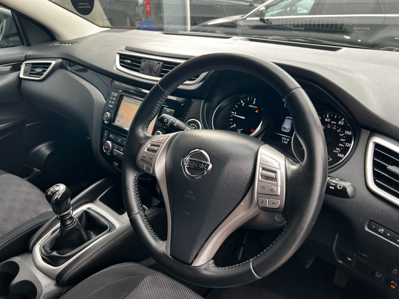 2014 NISSAN QASHQAI 1.5 dCi Acenta Premium SUV 5dr Diesel Manual 2WD Euro 5 (s/s) (110 ps) - vehicle photo 13 for sale on PureCar