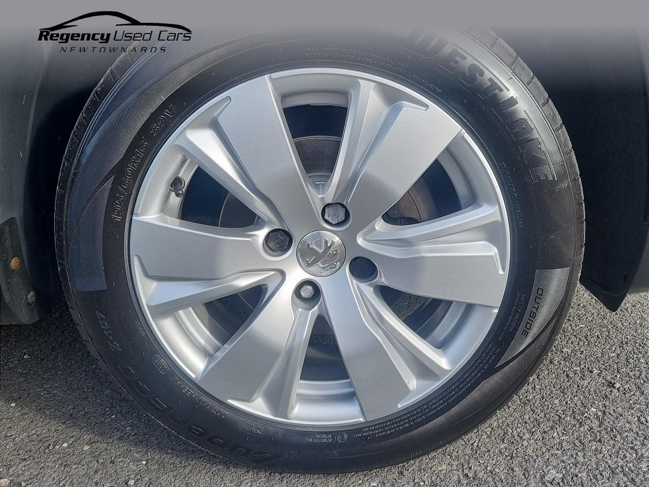 2016 PEUGEOT 1.2 PureTech Active Euro 6 5dr - vehicle photo 26 for sale on PureCar