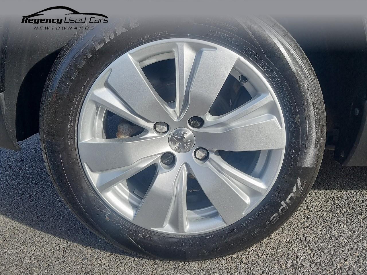 2016 PEUGEOT 1.2 PureTech Active Euro 6 5dr - vehicle photo 27 for sale on PureCar