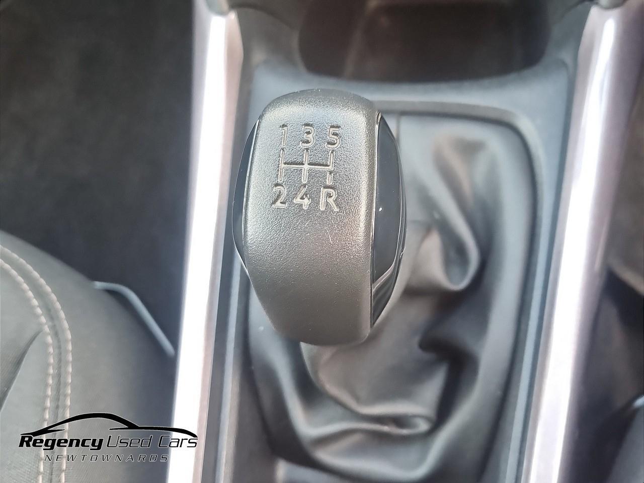 2016 PEUGEOT 1.2 PureTech Active Euro 6 5dr - vehicle photo 10 for sale on PureCar