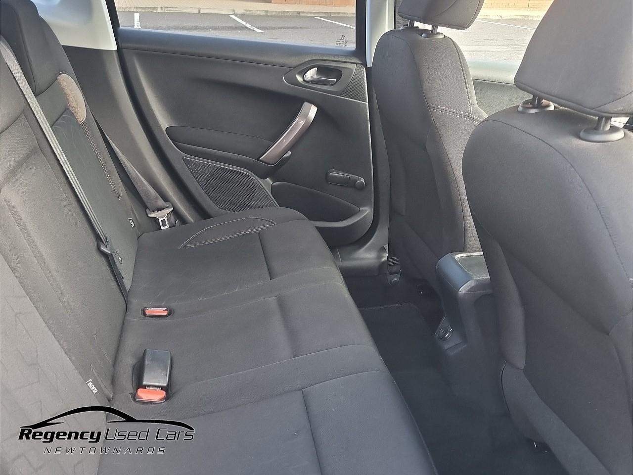 2016 PEUGEOT 1.2 PureTech Active Euro 6 5dr - vehicle photo 16 for sale on PureCar