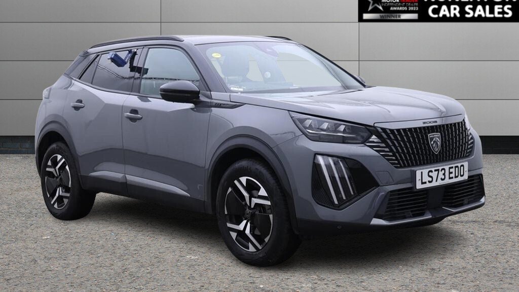 2023 Peugeot 2008 — image 1
