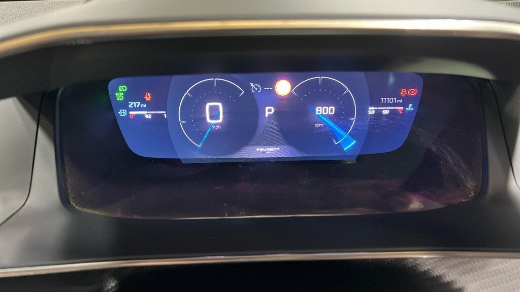 2023 Peugeot 2008 — image 6
