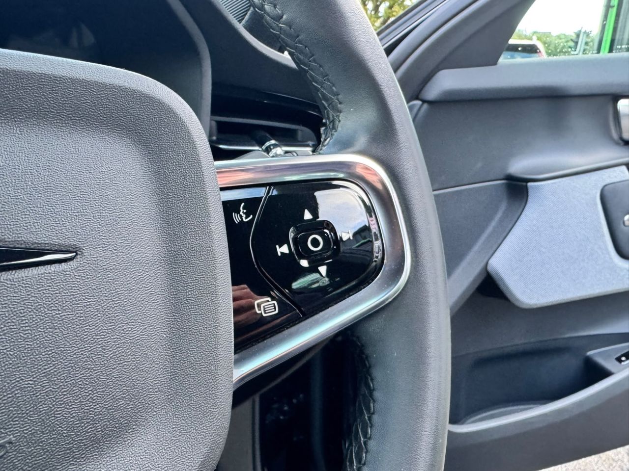 2023 POLESTAR 2 Single Motor 69kWh Standard Range Fastback 5dr Electric Auto FWD (231 ps) - vehicle photo 20 for sale on PureCar