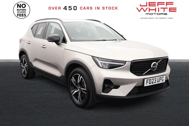2023 Volvo XC40