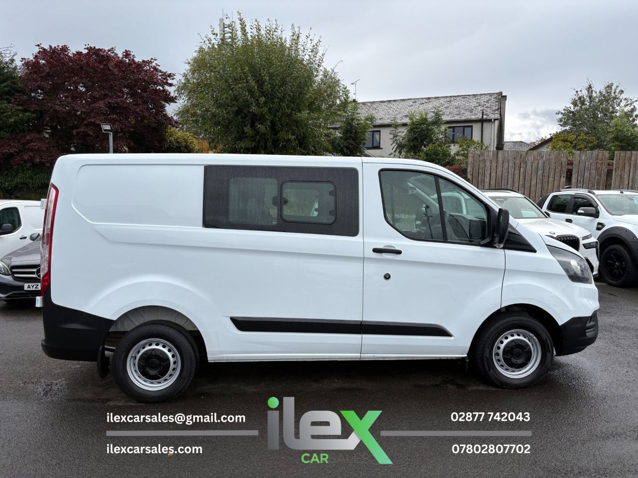 2022 FORD TRANSIT CUSTOM 2.0 300 EcoBlue Leader Crew Van Double Cab 5dr Diesel Manual L1 H1 Euro 6 ( - vehicle photo 4 for sale on PureCar