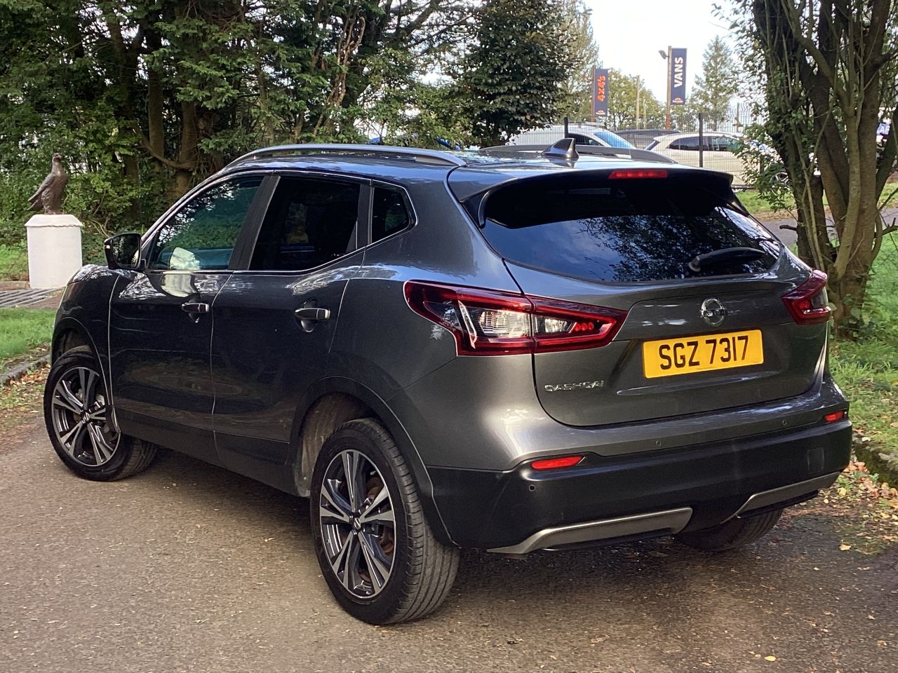 2020 NISSAN QASHQAI 1.3 DIG-T N-Connecta SUV 5dr Petrol Manual Euro 6 (s/s) (140 ps) - vehicle photo 8 for sale on PureCar