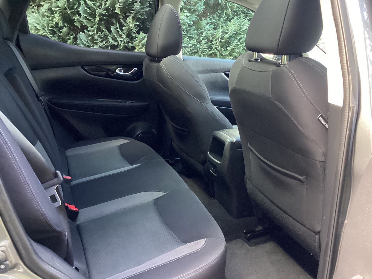 2020 NISSAN QASHQAI 1.3 DIG-T N-Connecta SUV 5dr Petrol Manual Euro 6 (s/s) (140 ps) - vehicle photo 17 for sale on PureCar