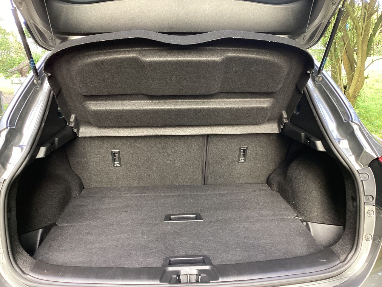 2020 NISSAN QASHQAI 1.3 DIG-T N-Connecta SUV 5dr Petrol Manual Euro 6 (s/s) (140 ps) - vehicle photo 19 for sale on PureCar