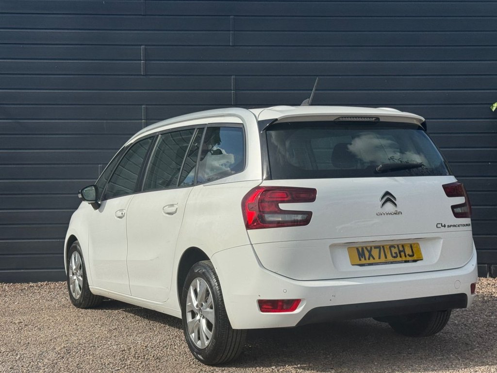 2022 Citroen Grand C4 Spacetourer — image 3