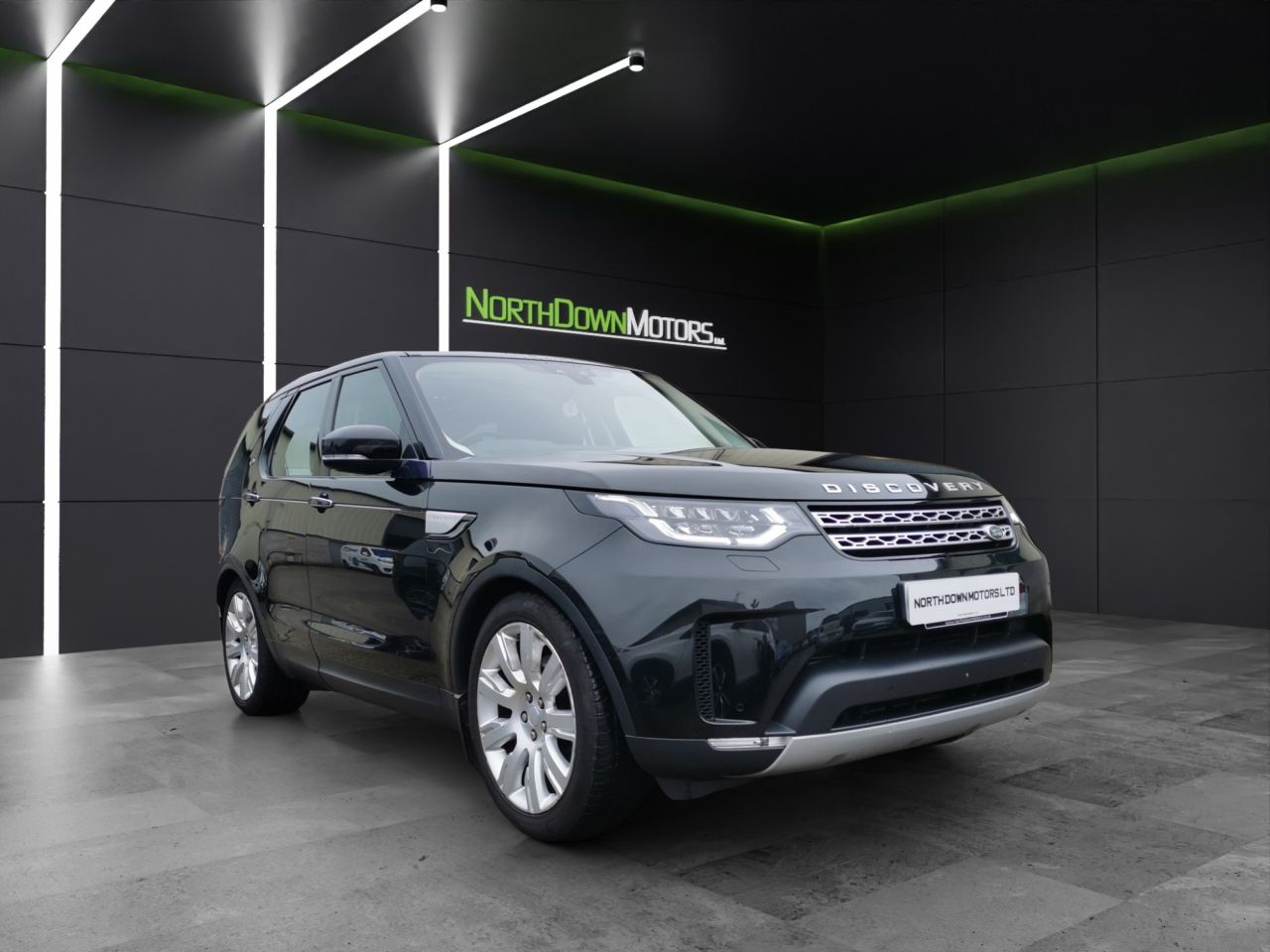 2017 LAND ROVER DISCOVERY 3.0 TD V6 HSE Luxury SUV 5dr Diesel Auto 4WD Euro 6 (s/s) (258 ps) Very Low - vehicle photo 8 for sale on PureCar