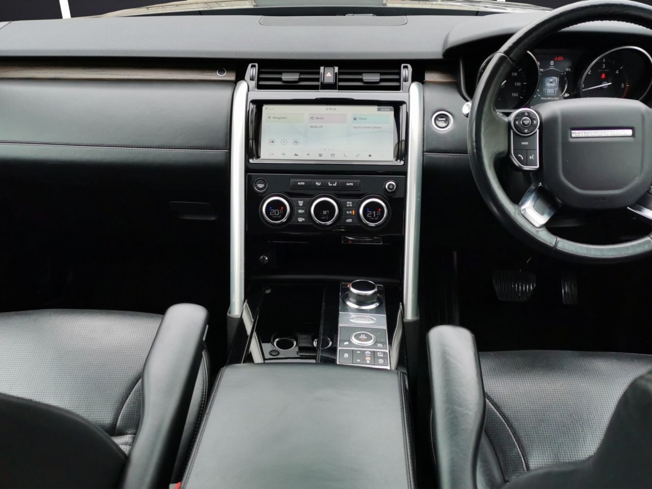 2017 LAND ROVER DISCOVERY 3.0 TD V6 HSE Luxury SUV 5dr Diesel Auto 4WD Euro 6 (s/s) (258 ps) Very Low - vehicle photo 14 for sale on PureCar