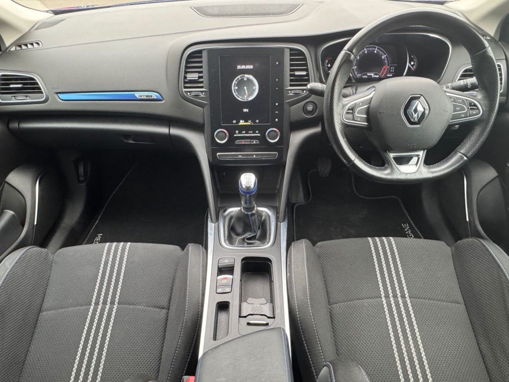 2019 Renault Megane — image 3