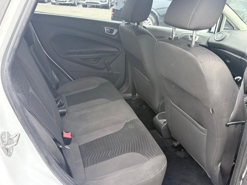 2015 Ford Fiesta in white — photo 18 of 21