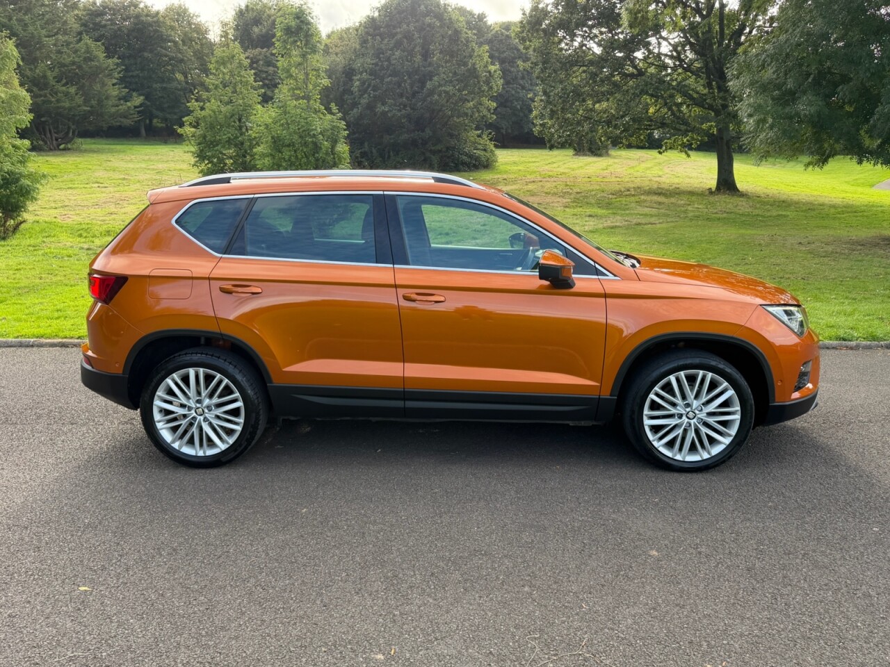 2019 SEAT ATECA 1.6 TDI XCELLENCE SUV 5dr Diesel Manual Euro 6 (s/s) (115 ps) - vehicle photo 13 for sale on PureCar