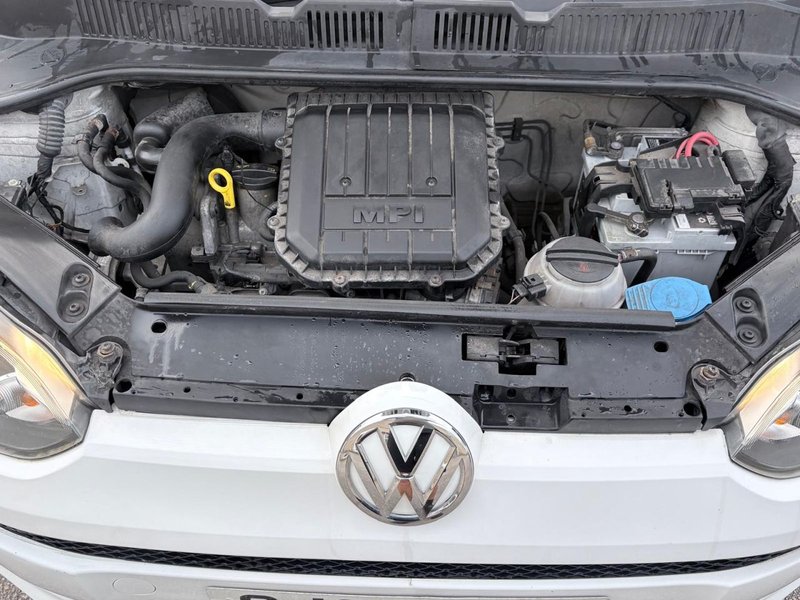 2013 Volkswagen Up! in white — photo 14 of 20