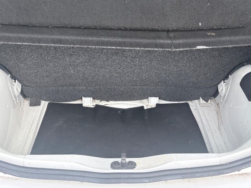 2013 Volkswagen Up! in white — photo 17 of 20