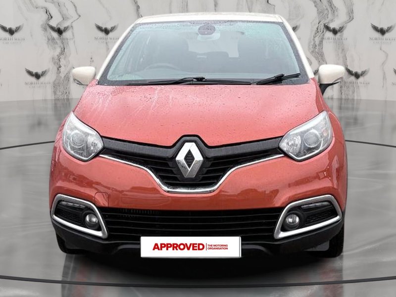 2015 Renault Captur in orange — photo 10 of 21