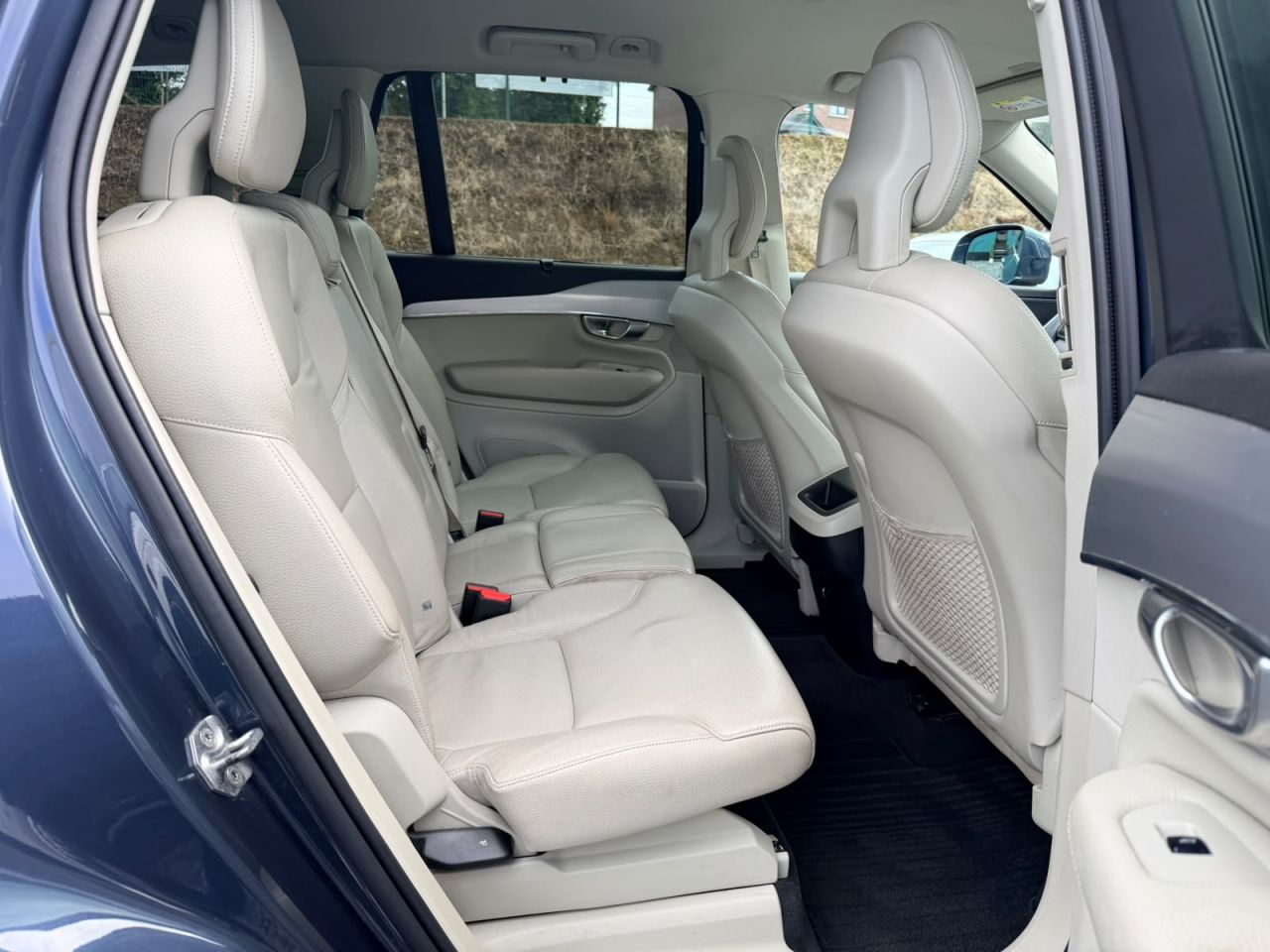 2018 VOLVO XC90 2.0 D5 PowerPulse Momentum SUV 5dr Diesel Auto 4WD Euro 6 (s/s) (235 ps) - vehicle photo 13 for sale on PureCar