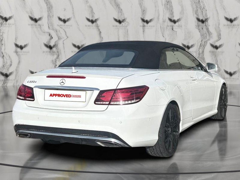 2017 Mercedes-Benz E Class in white — photo 8 of 12