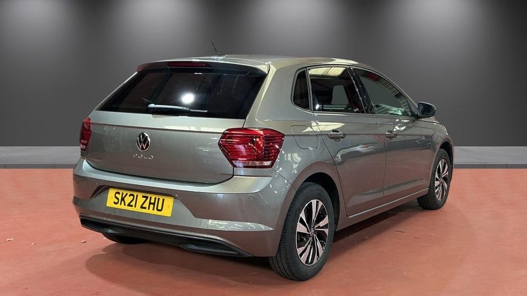 2021 Volkswagen Polo — image 4