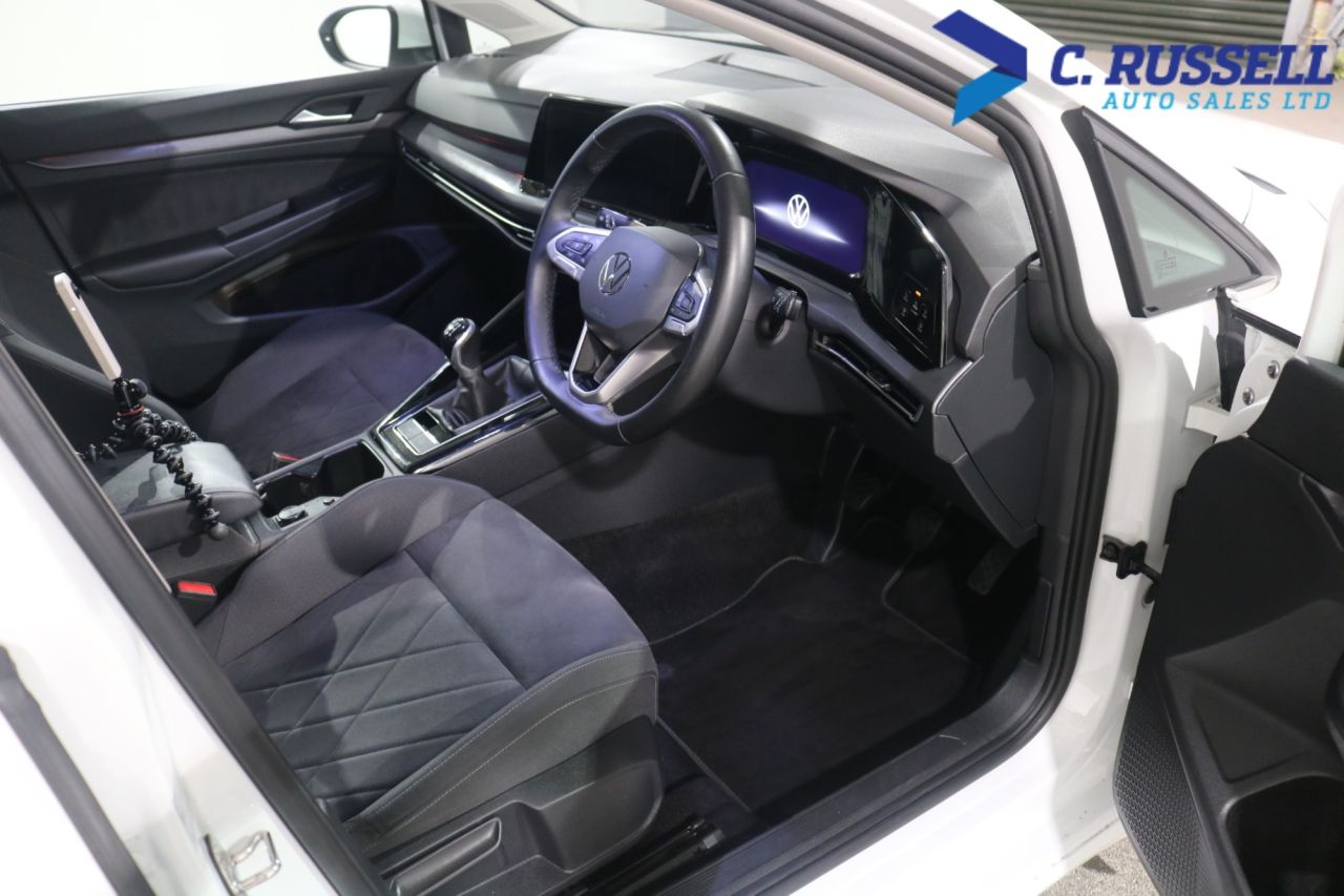 2023 VOLKSWAGEN GOLF 1.5 TSI Style Edition Hatchback 5dr Petrol Manual Euro 6 (s/s) (130 ps) - vehicle photo 19 for sale on PureCar