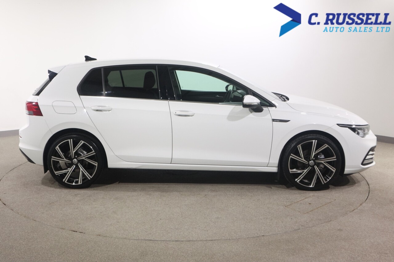 2023 VOLKSWAGEN GOLF 1.5 TSI Style Edition Hatchback 5dr Petrol Manual Euro 6 (s/s) (130 ps) - vehicle photo 8 for sale on PureCar