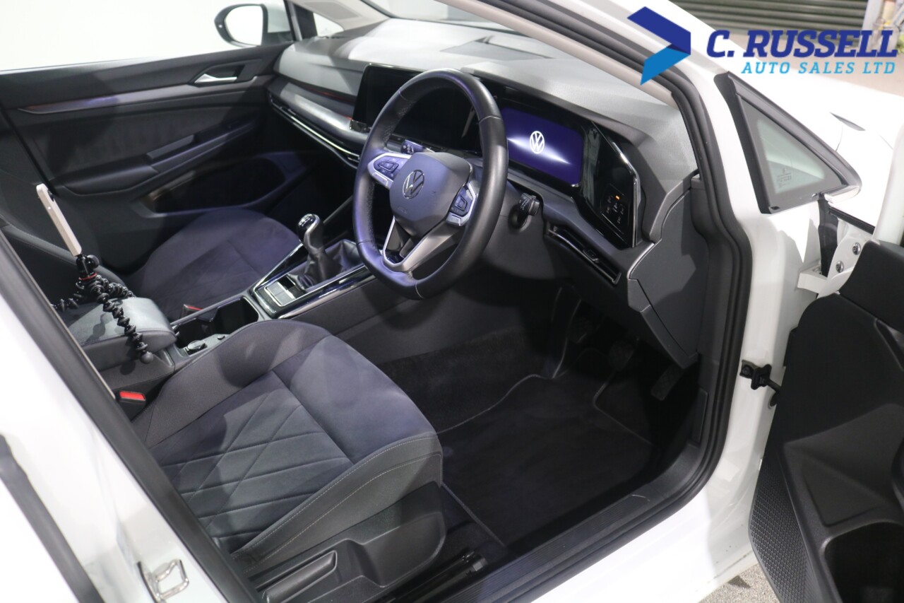 2023 VOLKSWAGEN GOLF 1.5 TSI Style Edition Hatchback 5dr Petrol Manual Euro 6 (s/s) (130 ps) - vehicle photo 20 for sale on PureCar