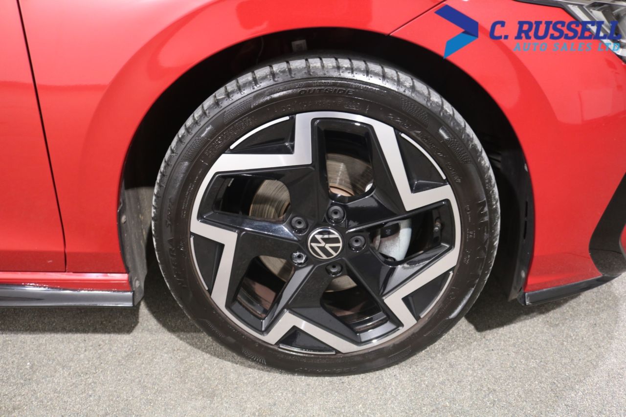 2025 VOLKSWAGEN GOLF 1.5 TSI R-Line Hatchback 5dr Petrol Manual Euro 6 (s/s) (150 ps) - vehicle photo 17 for sale on PureCar