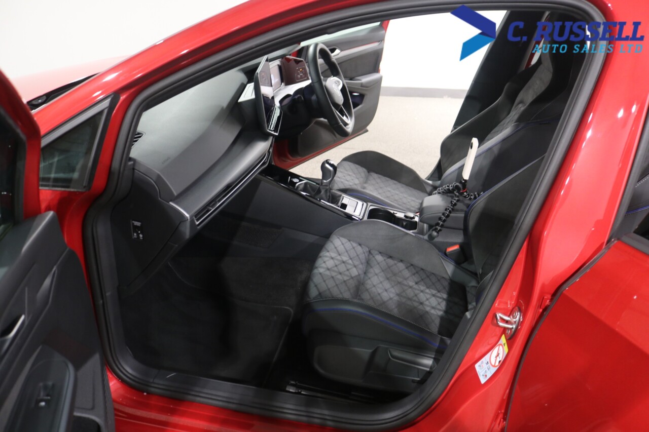 2025 VOLKSWAGEN GOLF 1.5 TSI R-Line Hatchback 5dr Petrol Manual Euro 6 (s/s) (150 ps) - vehicle photo 30 for sale on PureCar