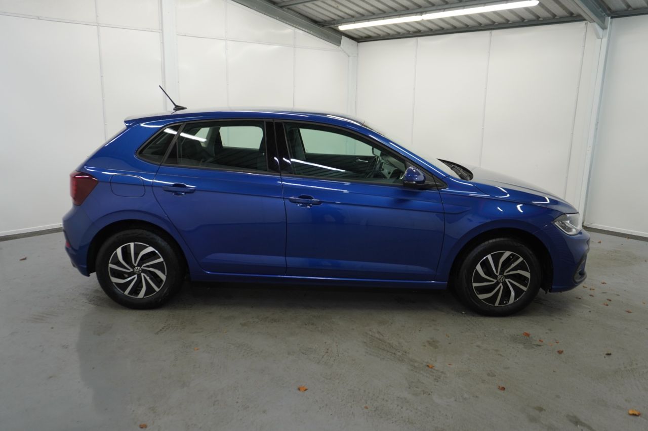 2022 VOLKSWAGEN POLO 1.0 EVO Life Hatchback 5dr Petrol Manual Euro 6 (s/s) (80 ps) - vehicle photo 6 for sale on PureCar