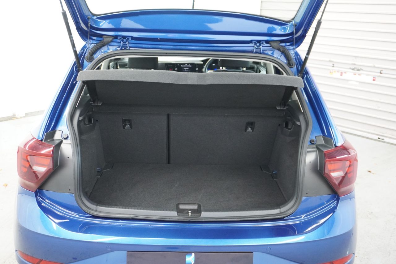 2022 VOLKSWAGEN POLO 1.0 EVO Life Hatchback 5dr Petrol Manual Euro 6 (s/s) (80 ps) - vehicle photo 19 for sale on PureCar