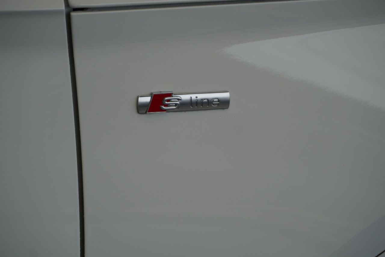 2020 AUDI Q5 S Line - vehicle photo 4 for sale on PureCar