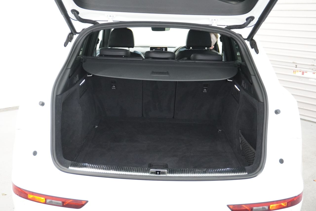 2020 AUDI Q5 S Line - vehicle photo 21 for sale on PureCar