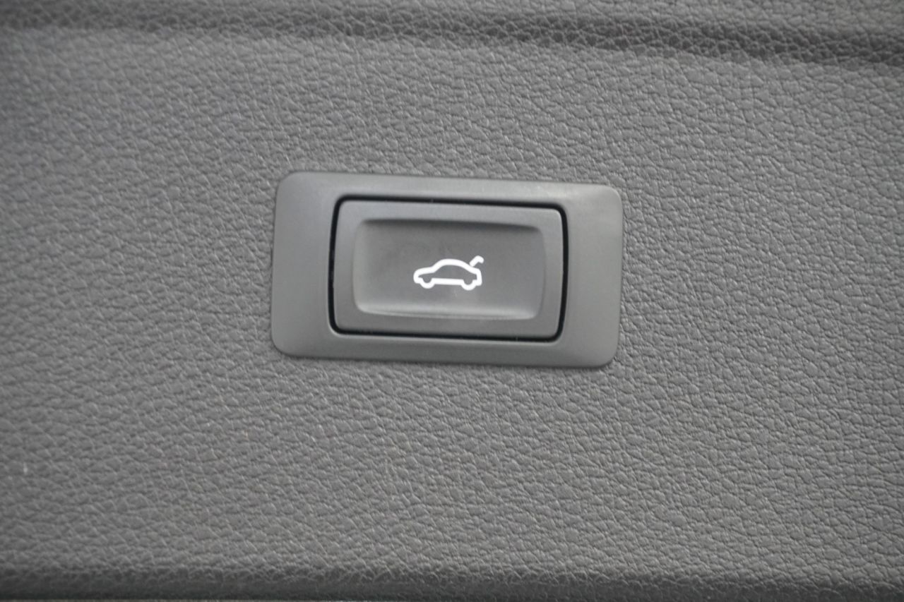 2020 AUDI Q5 S Line - vehicle photo 22 for sale on PureCar