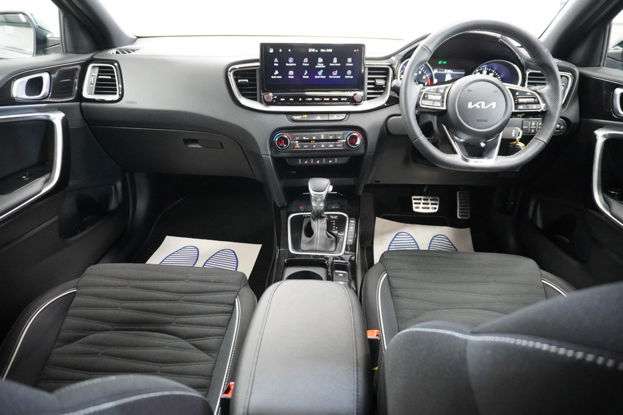 2025 KIA XCEED 1.0 T-GDi MHEV GT-Line SUV 5dr Petrol Hybrid DCT Euro 6 (s/s) (113 bhp) - vehicle photo 32 for sale on PureCar